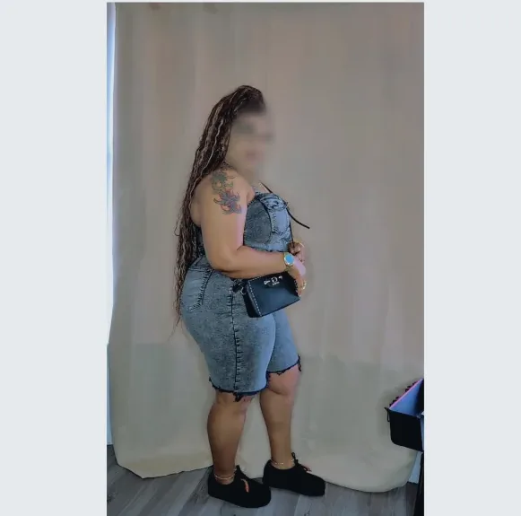Anna, 30