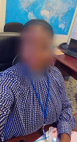 Bo, 30