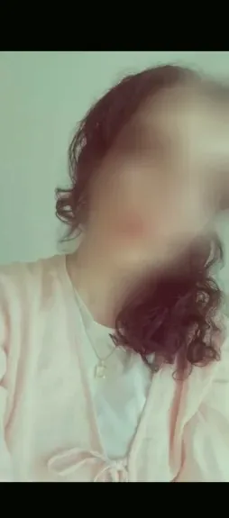 Emma, 27