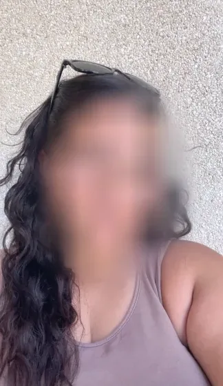 Esila, 22