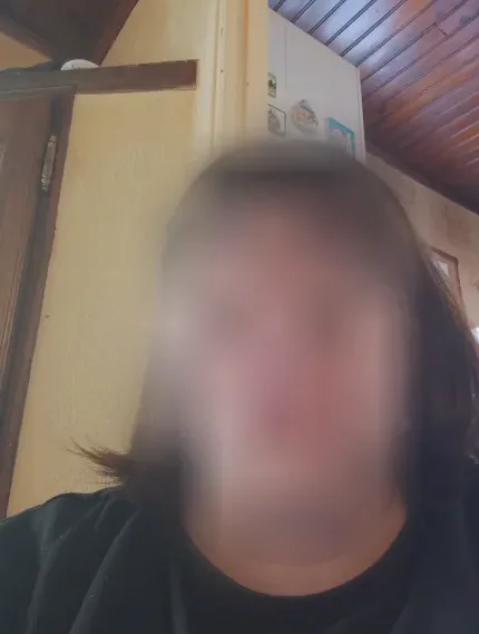 Lynn, 39