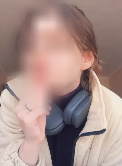 Nienke, 19